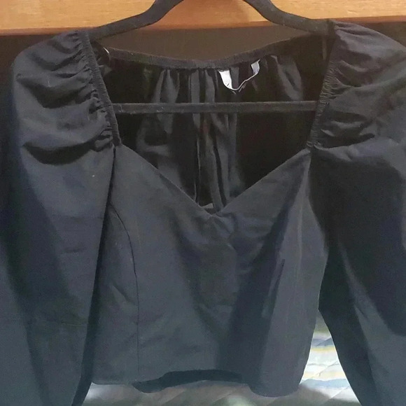 Zara puff crop top back cut out - Picture 2 of 13